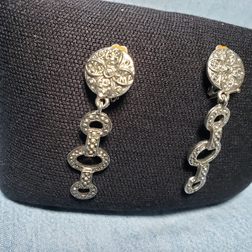 Vintage Clip on Earrings